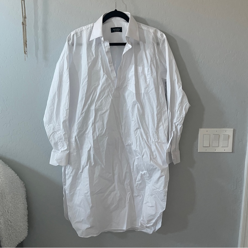 Bonanza Men's White Dress Shirt in great condition small